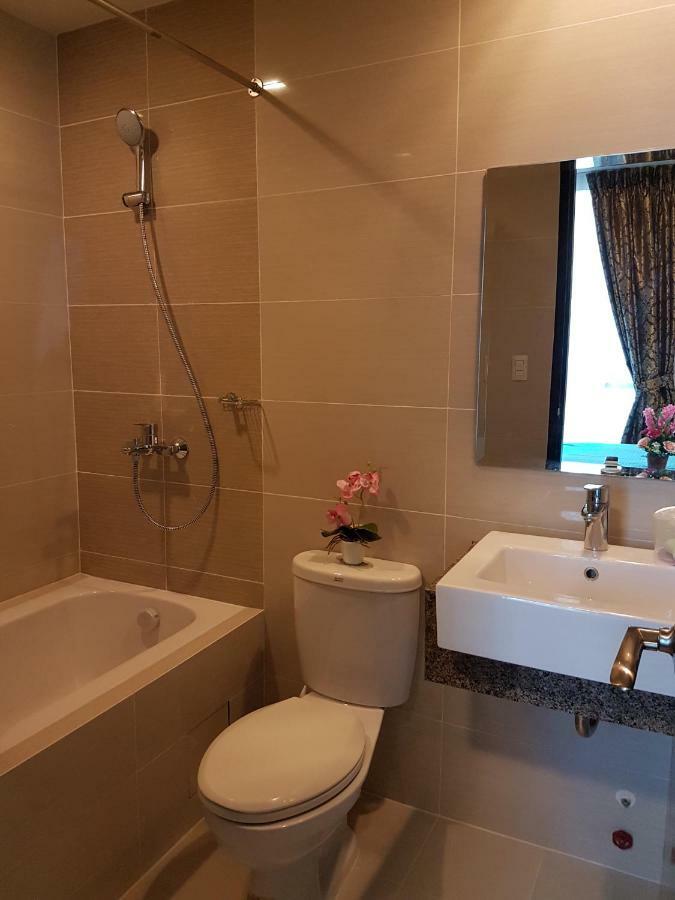 Apartment Sea View At Mactan Newtown Мактан Екстериор снимка