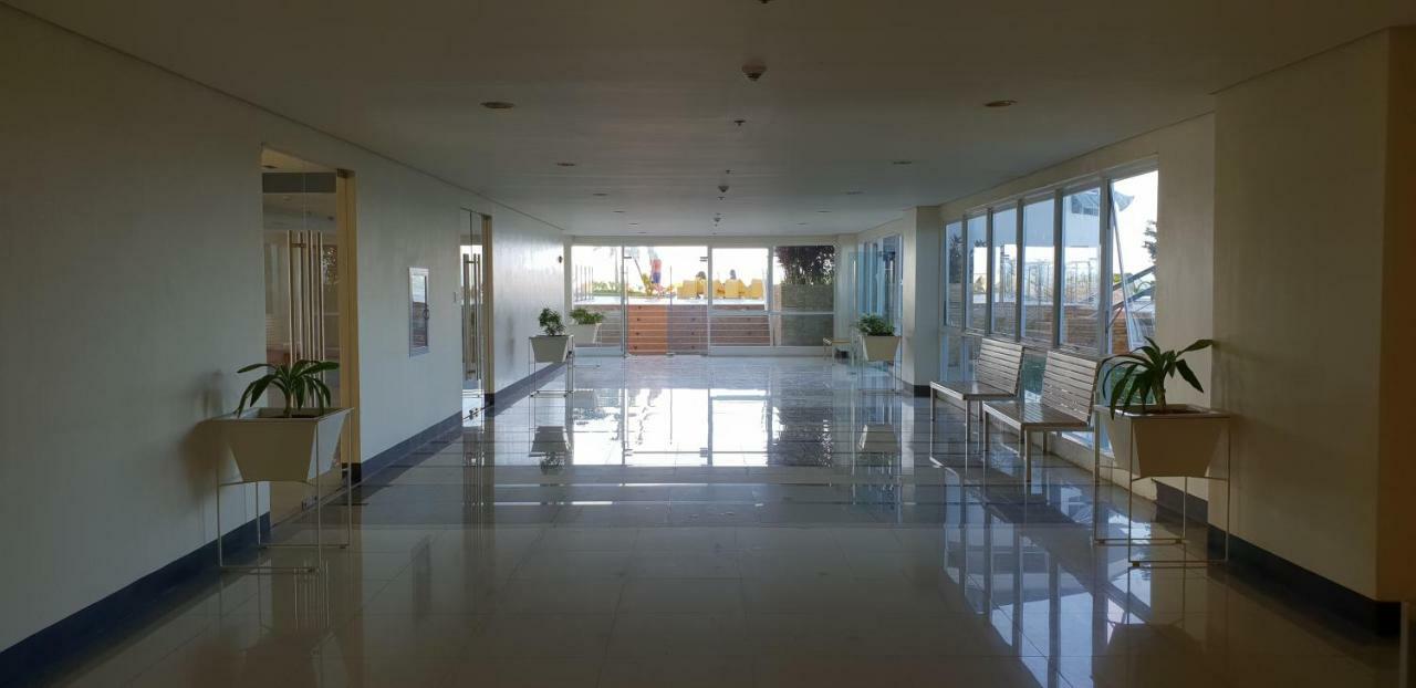 Apartment Sea View At Mactan Newtown Мактан Екстериор снимка